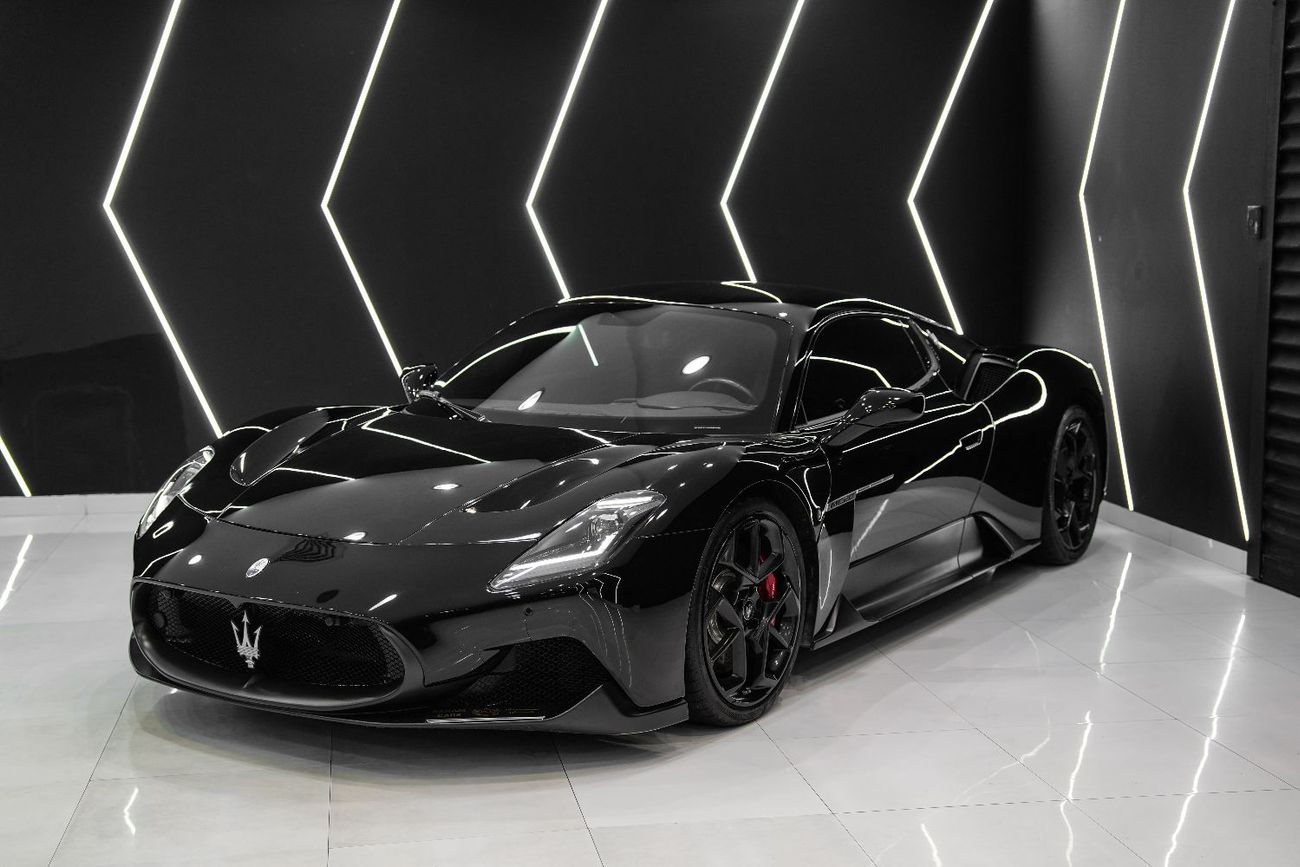 Maserati MC20 Std 3.0L Nettuno V6, Lift Sytem, E-LSD, Very Low KM!!