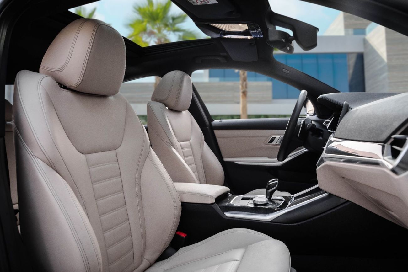 BMW 330i | 2,742 P.M  | 0% Downpayment | Full Agency Service!