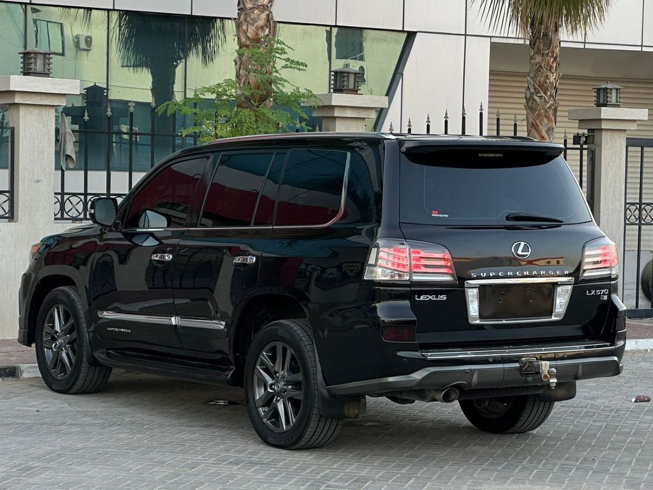 Lexus LX 570 Sport Platinum لكزس LX 570 خليجي 2014