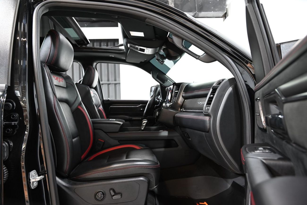 رام 1500 TRX 6.2L (5 Seater)