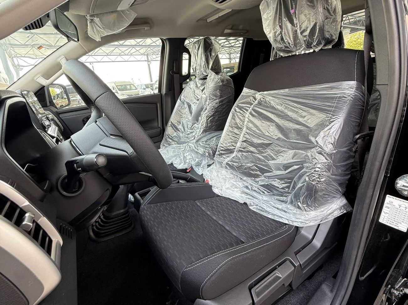 ميتسوبيشي L200 2025 MITSUBISHI L200 PETROL  FULL OPTION **EXPORT ONLY**التصدير فقط خارج الخليج***