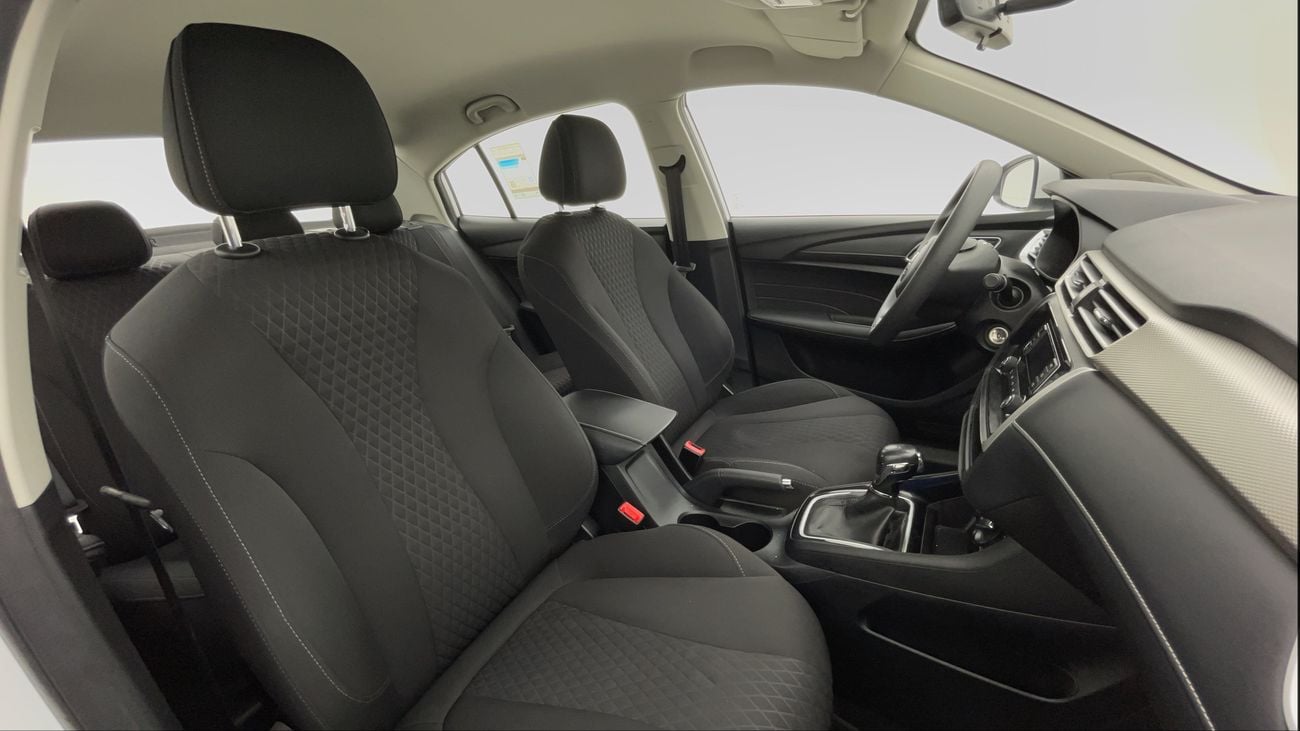 أم جي 5 STD 1.5 | بدون دفعة مقدمة | اختبار القيادة في المنزل