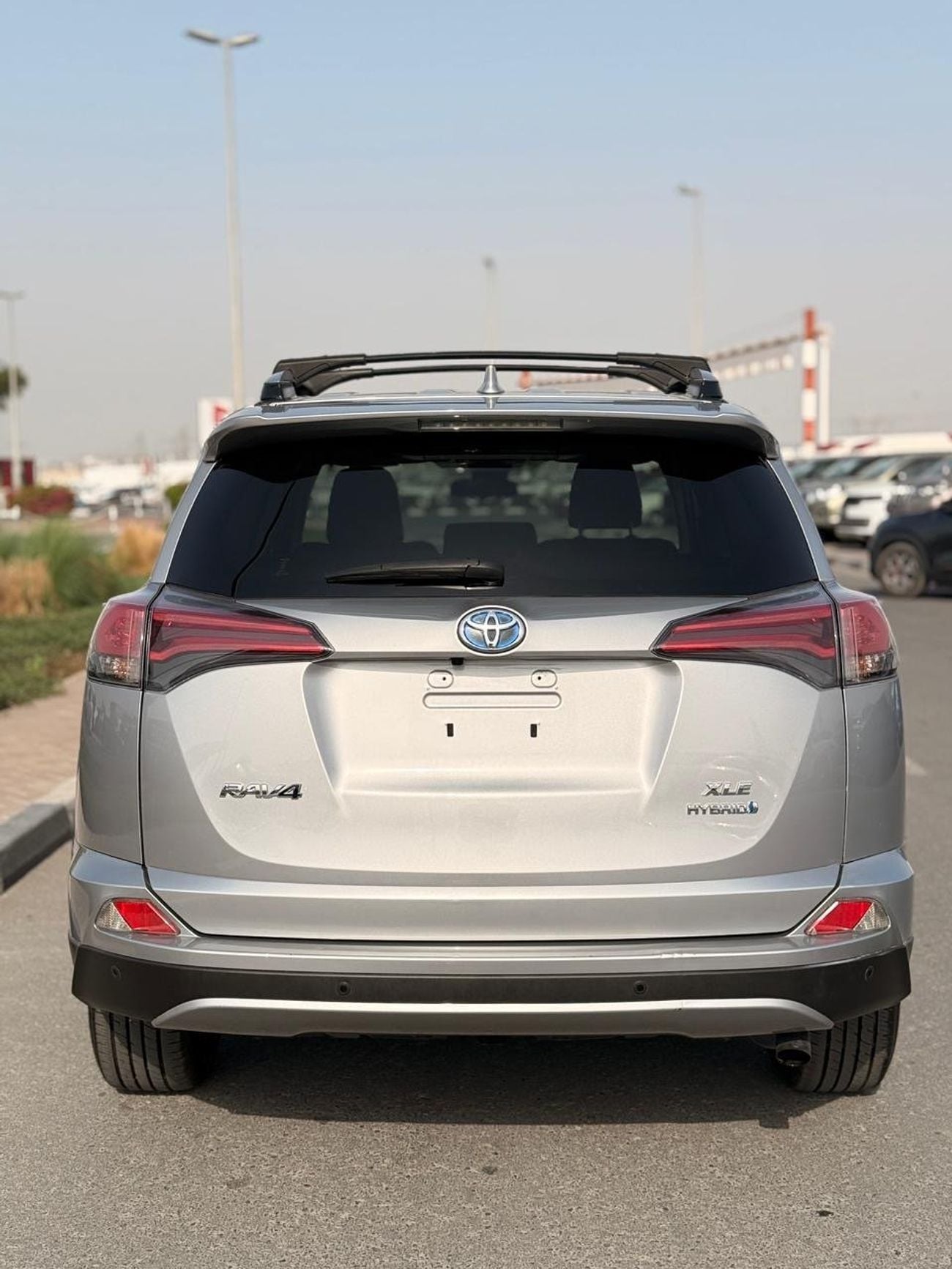 تويوتا راف ٤ VXR XLE 2.5L