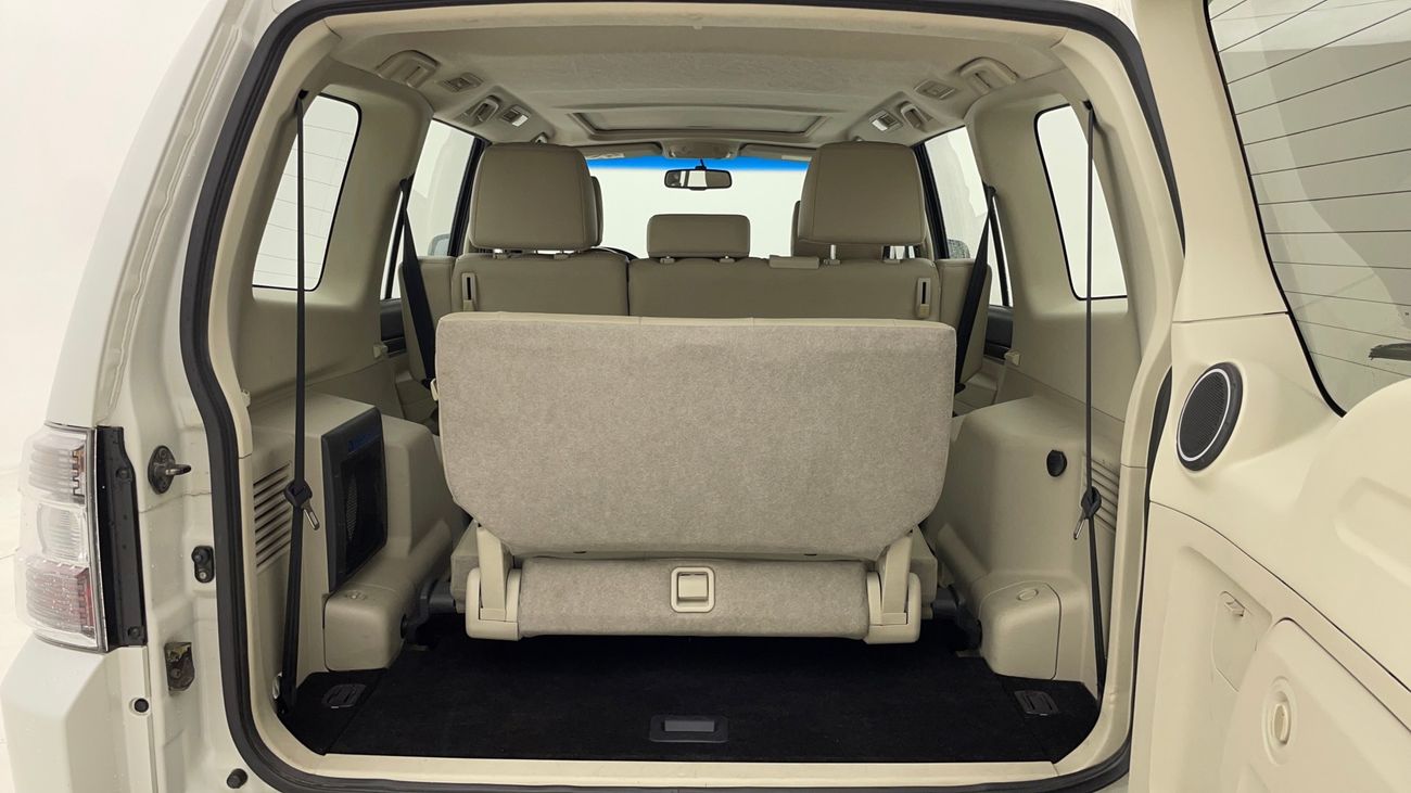 ميتسوبيشي باجيرو GLS TOP 3.5 | بدون دفعة مقدمة | اختبار القيادة في المنزل