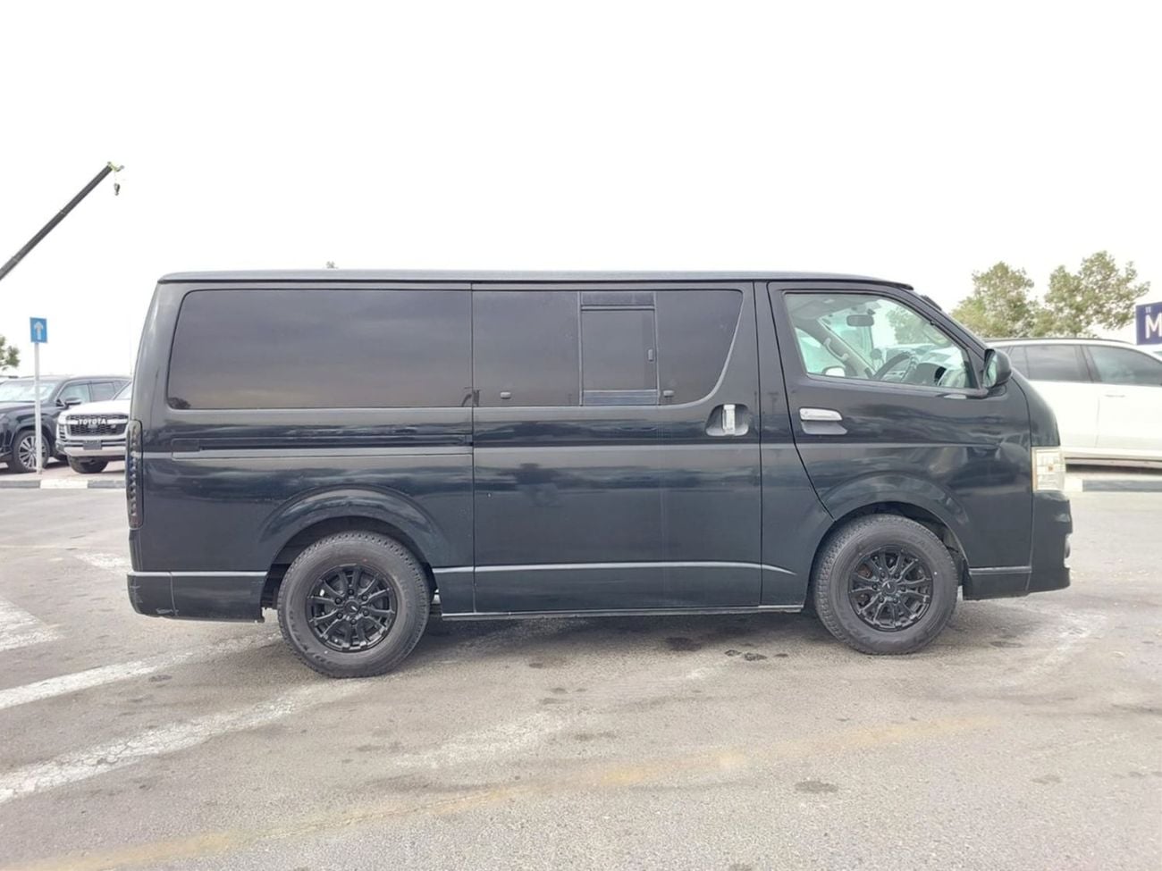 Toyota Hiace (RAMADAN OFFER) TOYOTA HIACE VAN RHD 2010 MODEL 2.0 L PETROL AUTOMATIC(PM29424)