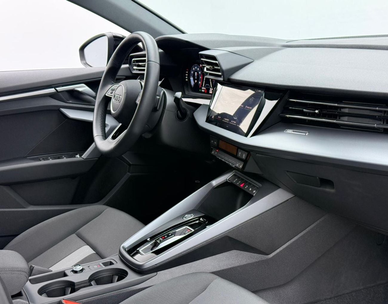 Audi A3 35 TFSI 1.4L 2025 Audi A3 35 TFSI, Audi Warranty+Service Contract, like new, GCC