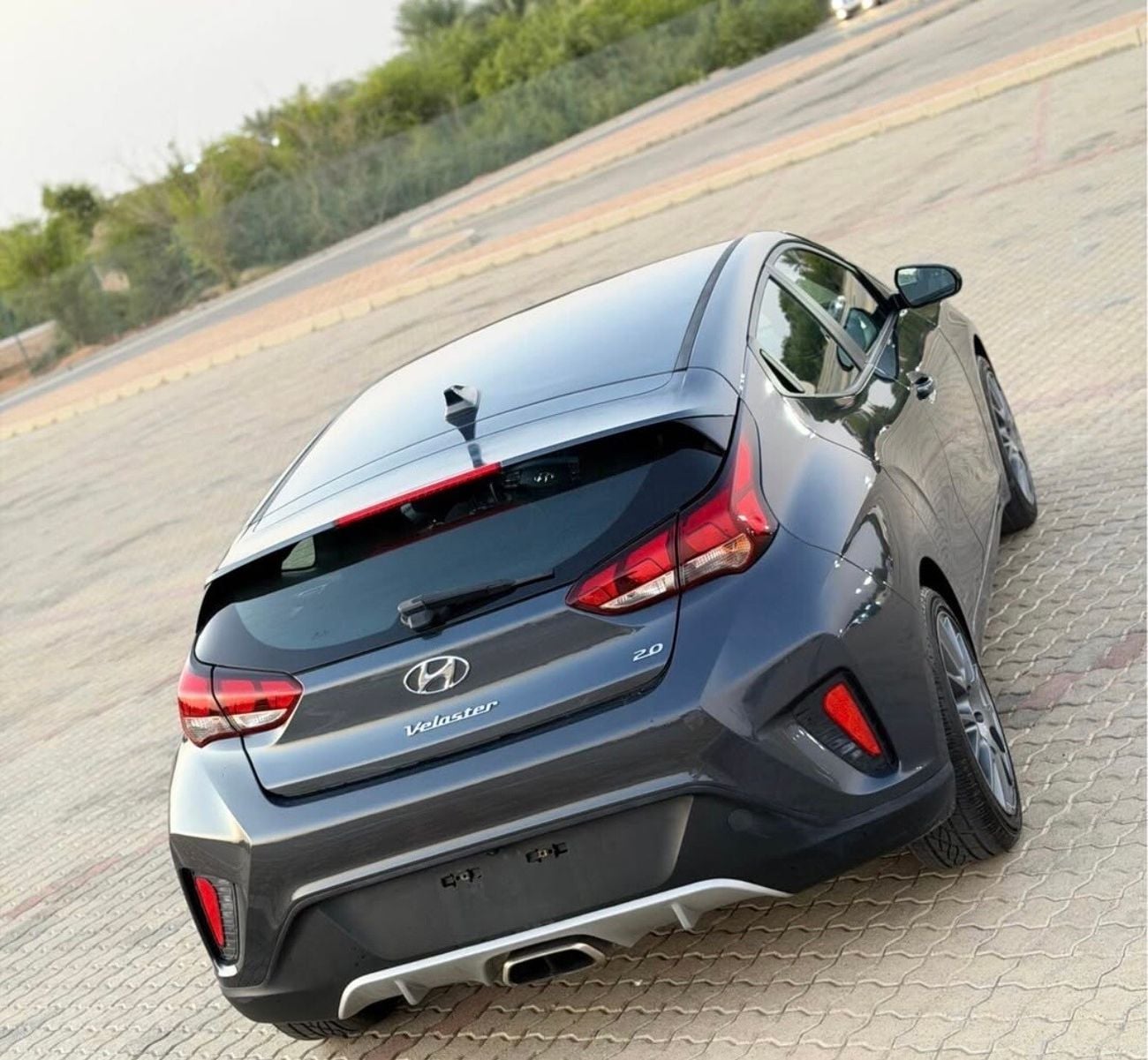 Hyundai Veloster STD
