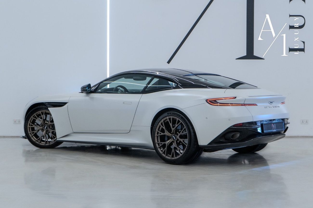 أستون مارتن DB12 2024 Aston Martin DB 12, Warranty, Service Contract,GCC Spec, Excellent Condition