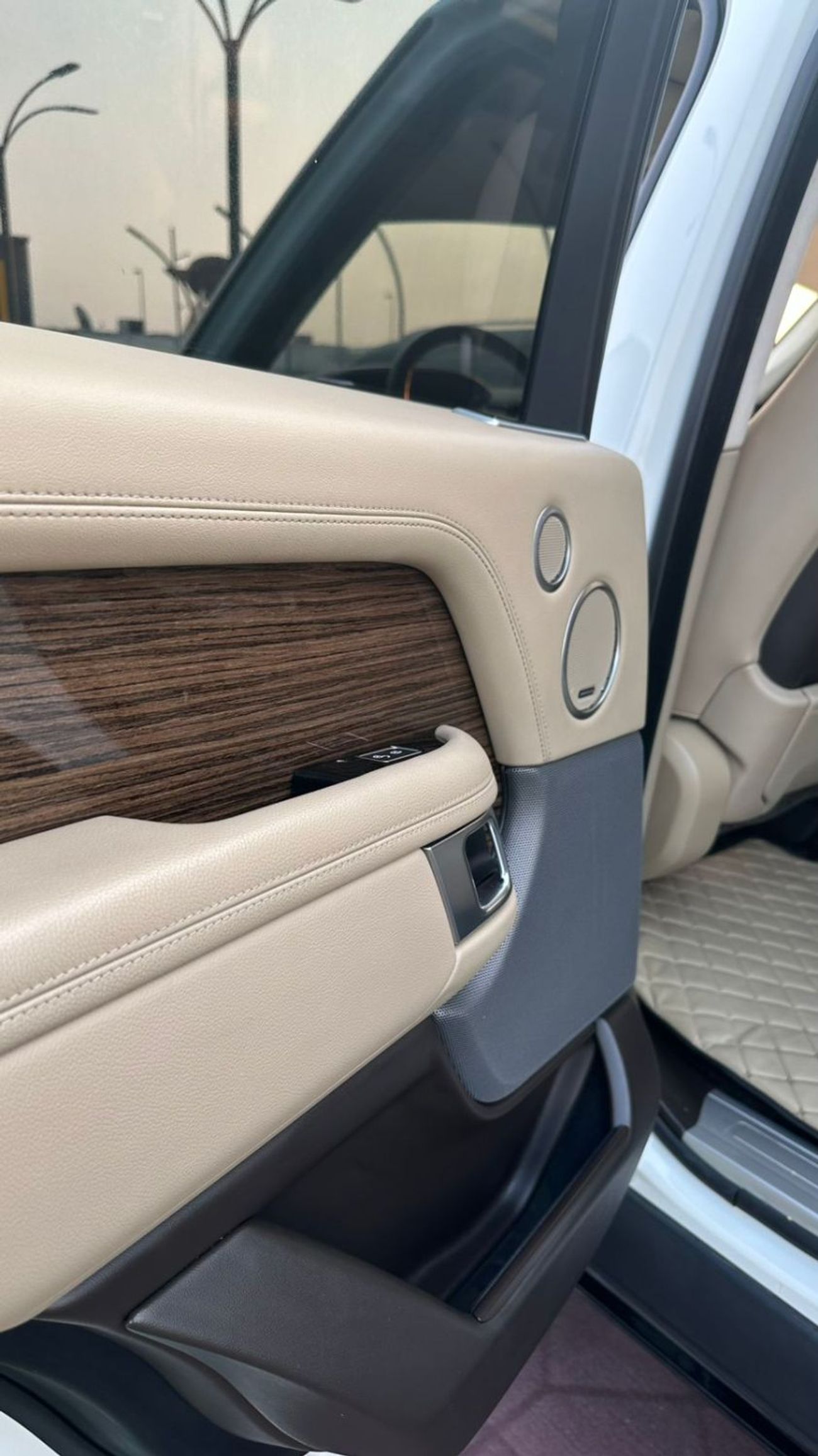 Land Rover Range Rover HSE 3.0L (380 HP)