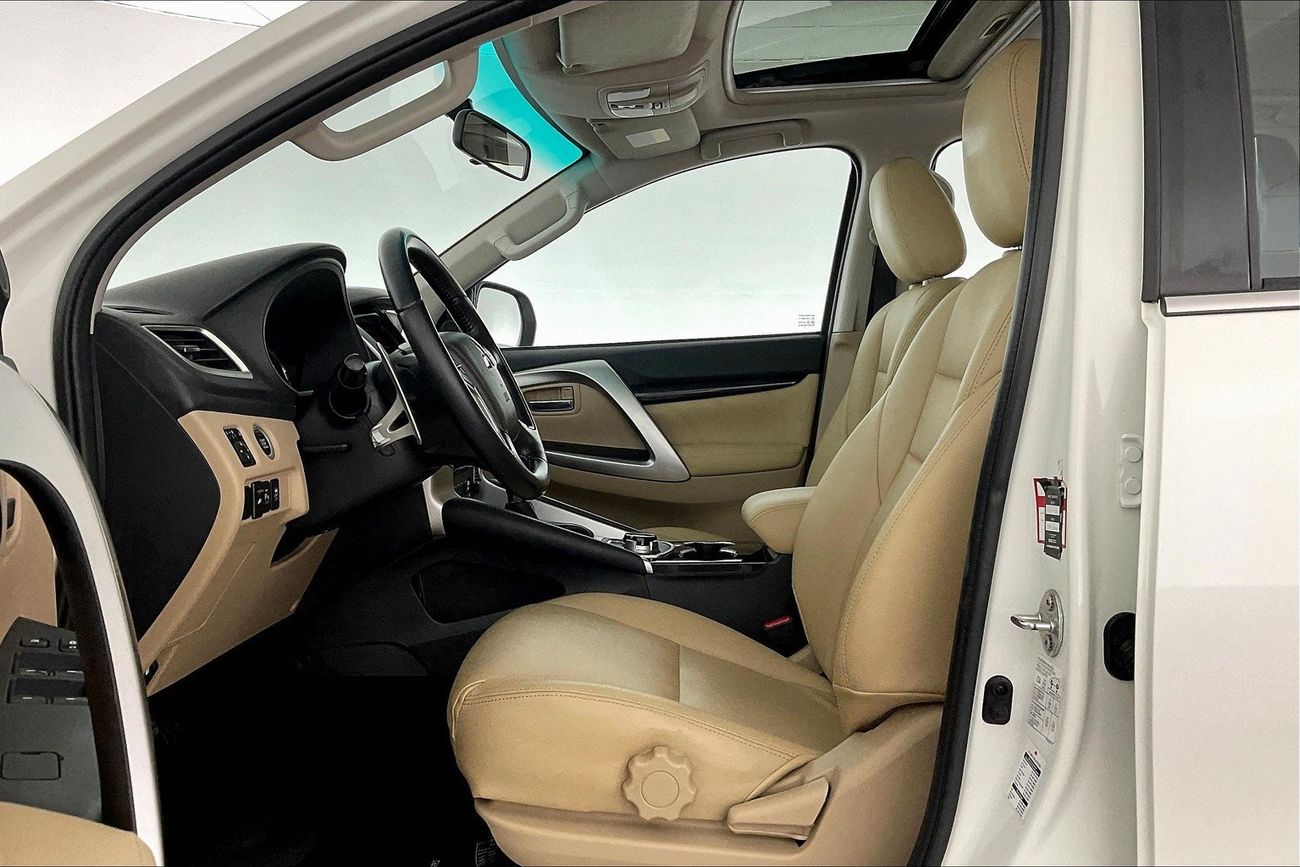 ميتسوبيشي مونتيرو GLS Top