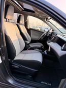Toyota RAV4 Hybrid XLE 2.5L full option