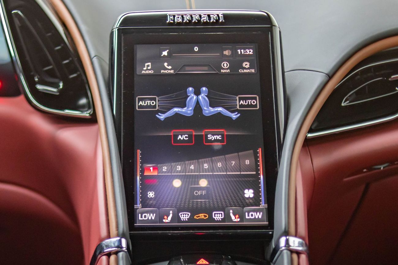 فيراري روما FERRARI ROMA | 2021 | Exterior And Interior Carbon Fiber |  1,900 km