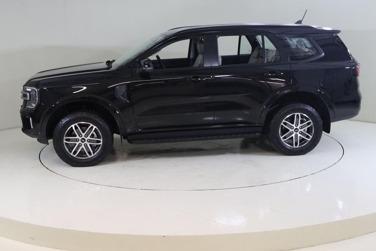 فورد ايفرست XLS / AL TAYER MOTORS AL QOUZ SHOWROOM