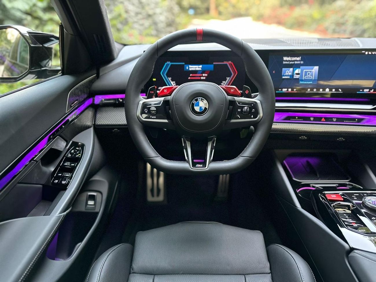 BMW M5 2025 BMW M5 | 4.4L V8 Twin-Turbo | 717 HP | Plug-in Hybrid | Dark Navy Blue | 13000 KM | Like New