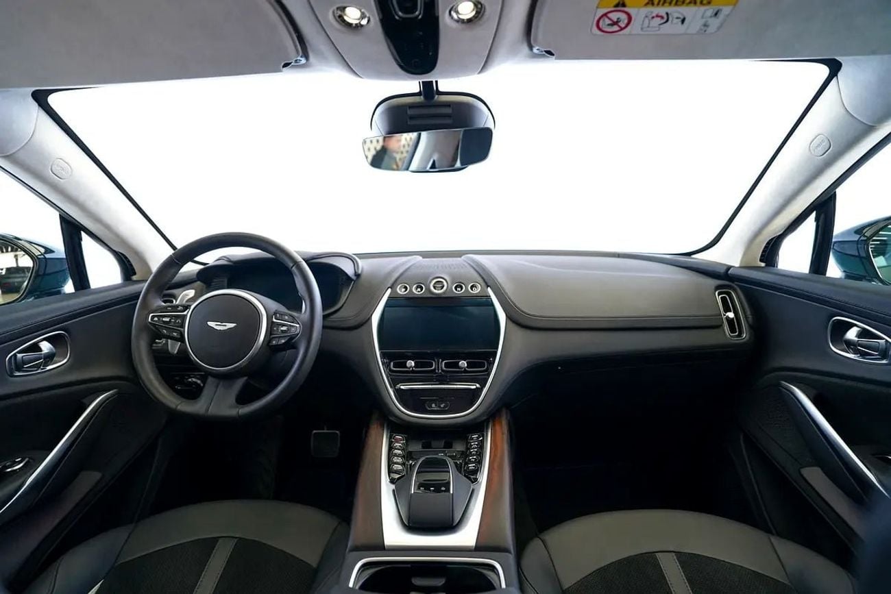 Aston Martin DBX STD