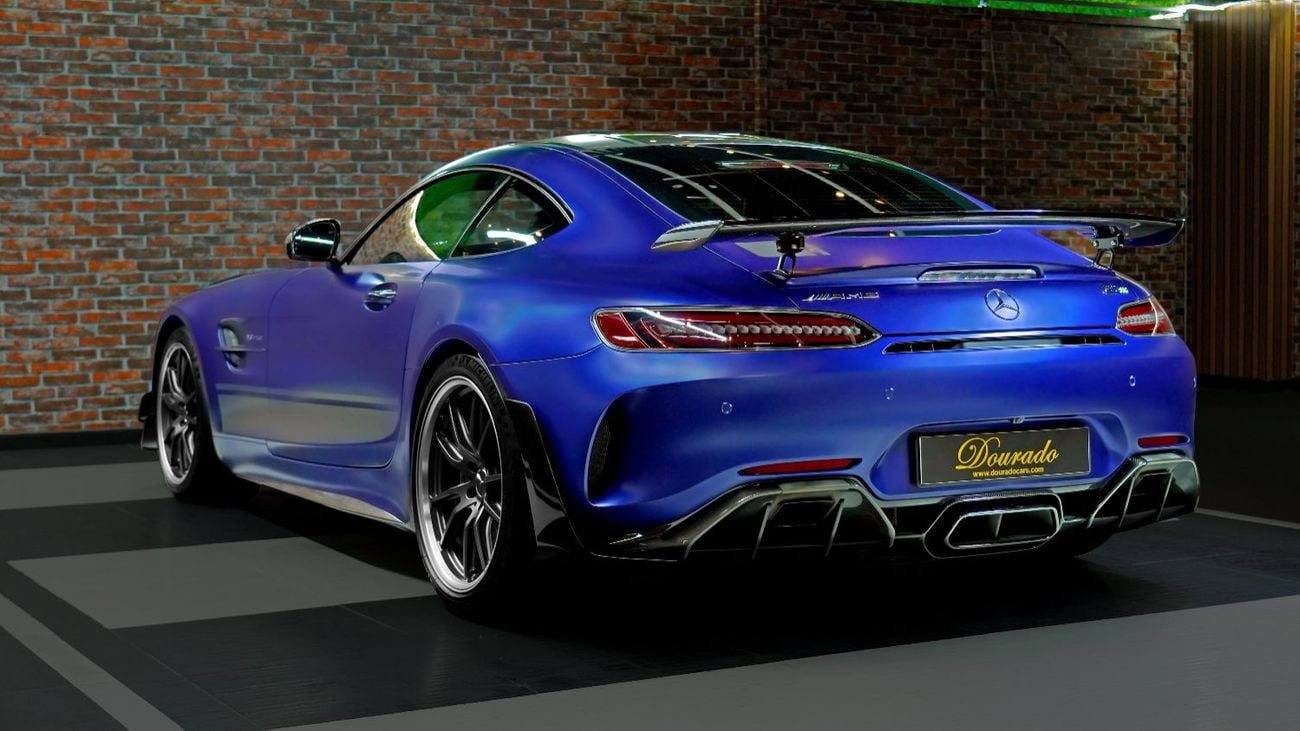 مرسيدس بنز AMG GTR | LIMITED OFFER | IMMACULATE CONDITION | CARBON DETAILS | SPORT AMG SEATS