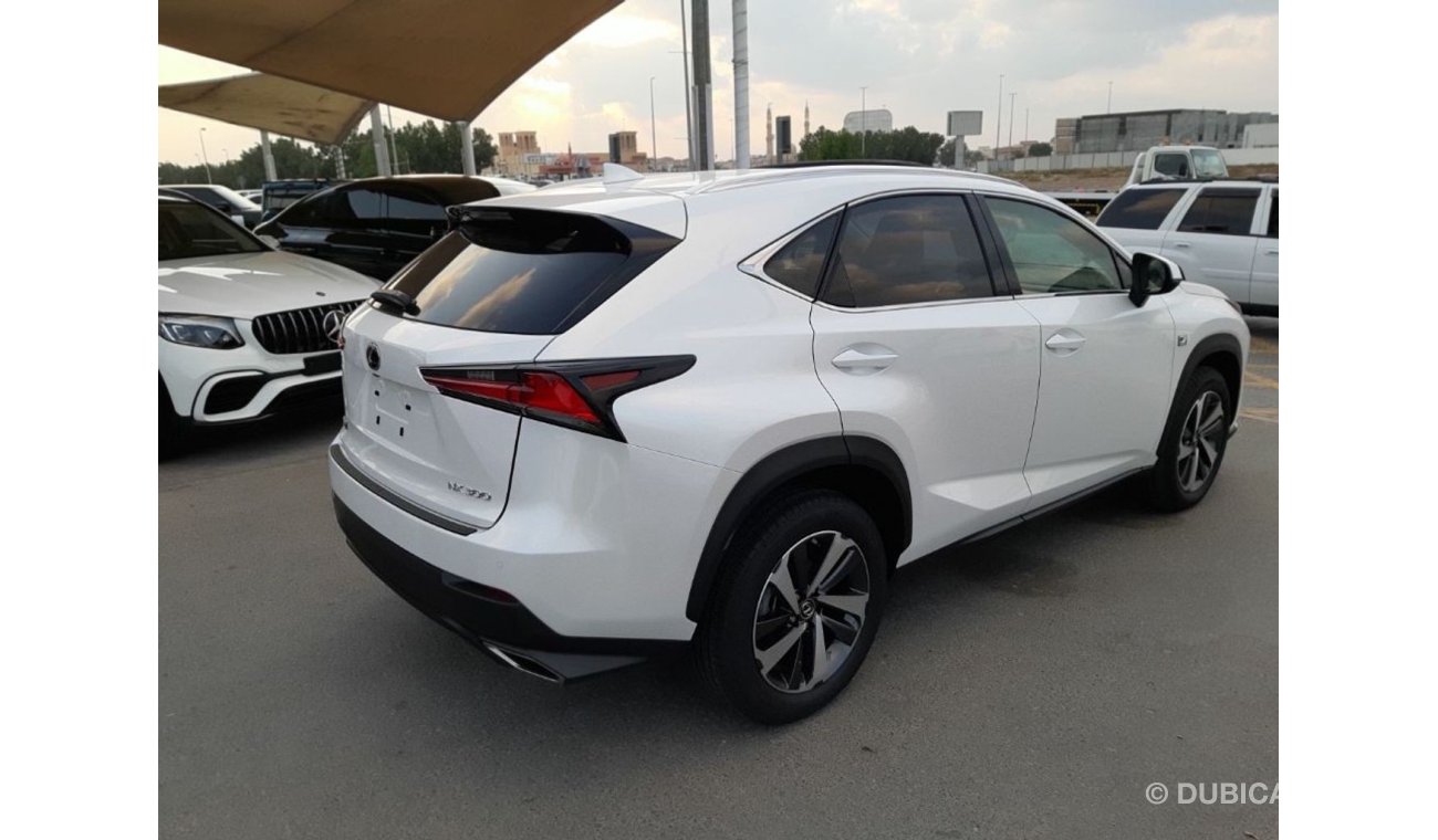 Lexus NX300 لكزس NX 300 وارد امريكي فل اوبشين فتحة جلد بانوراما يوجد كاميرا خلفية نظيفة جدا وبحالة ممتازة