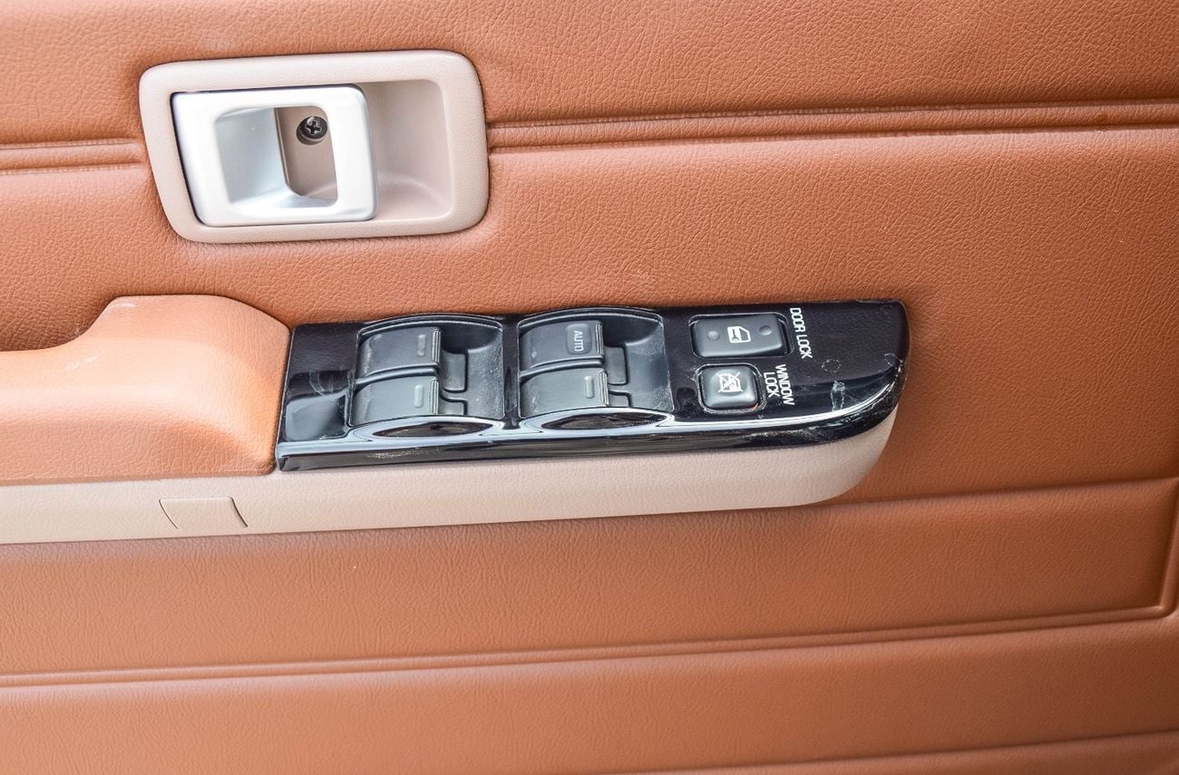 تويوتا لاند كروزر بيك آب TOYOTA LAND CRUISER 79 2.8L 4WD DIESEL PICKUP 2025