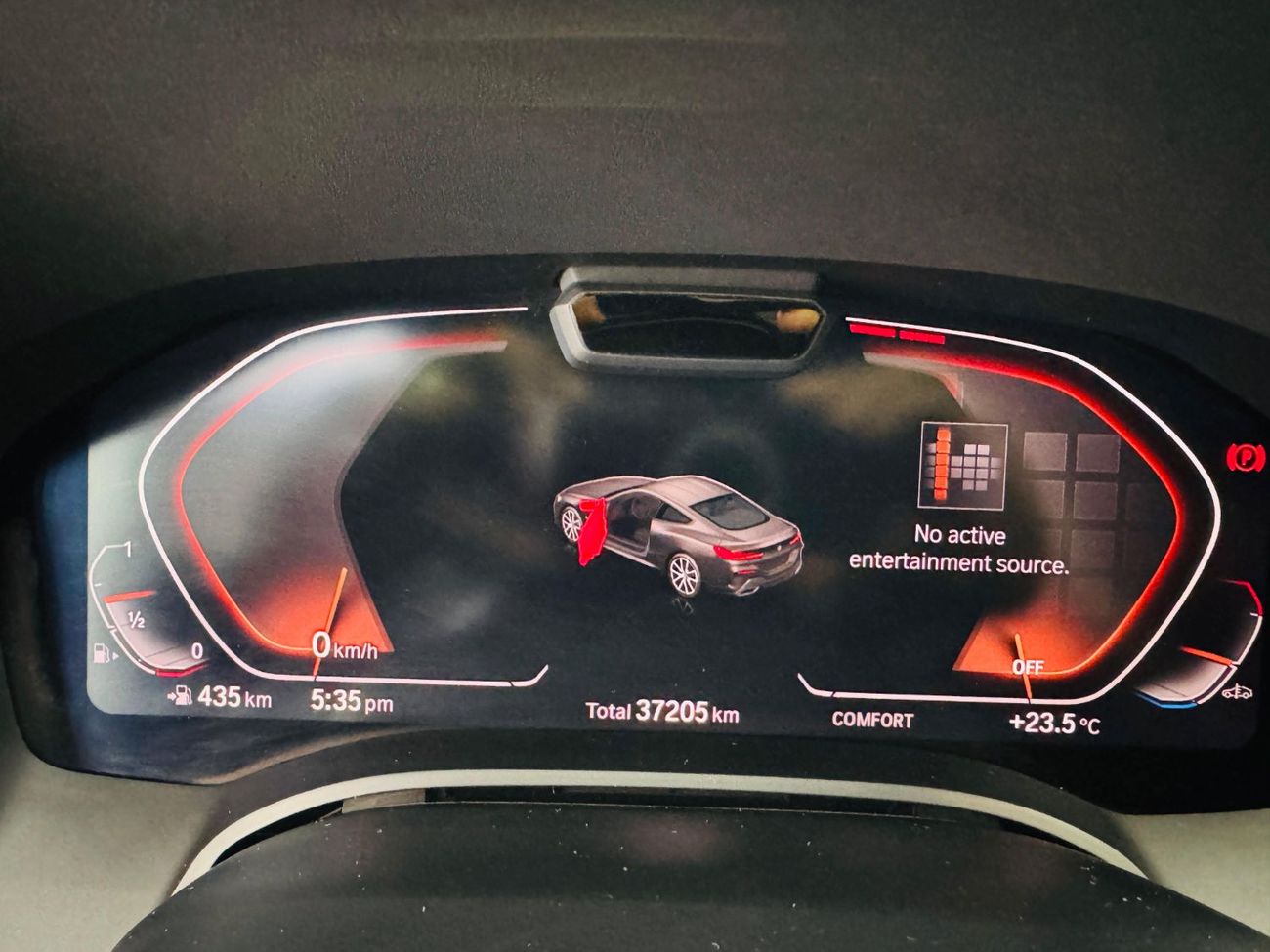 بي أم دبليو 840i Std 3.0L Sportback 2022 BMW 840I GCC full option with Service contract till April 20227 or 60k