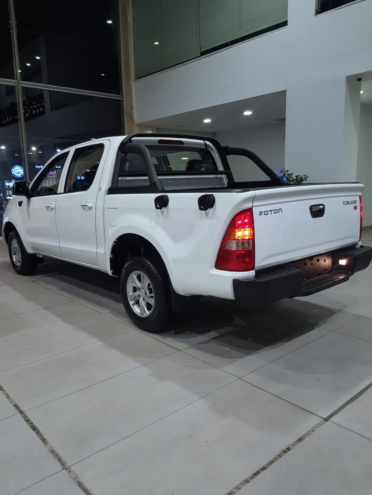 Foton Tunland Foton Tunland 2.4L Double Cabin PETROL(4X2) 2025 Manual POWER (Kw/HP): 100 kw / 135 HP TORQUE (N.m):