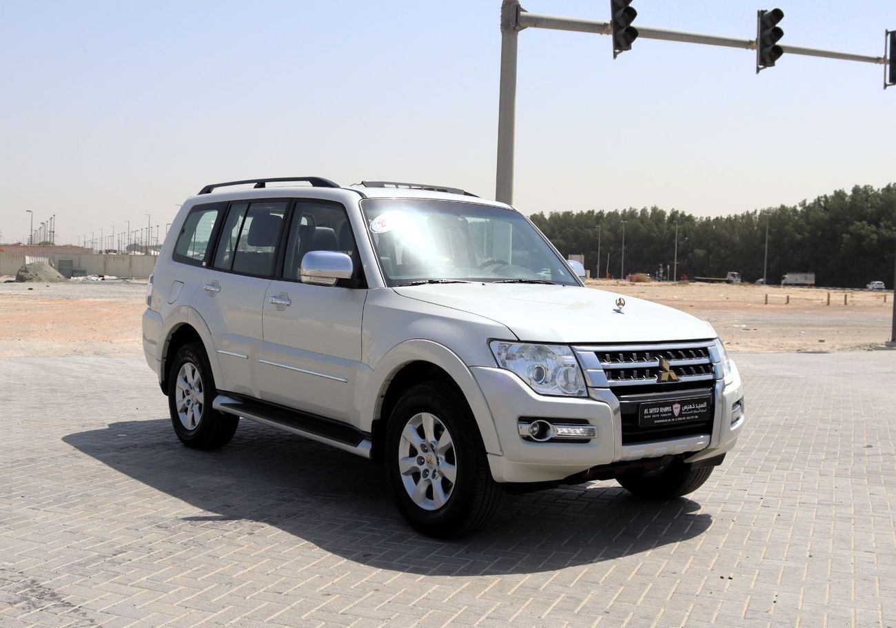 ميتسوبيشي باجيرو ميتسوبيشي باجيرو 2022 خليجى  بحالة ممتازة، مسافة 63,000 كم، بمحرك 3000 سى سى  6 سلندربسعر 67,000 دره