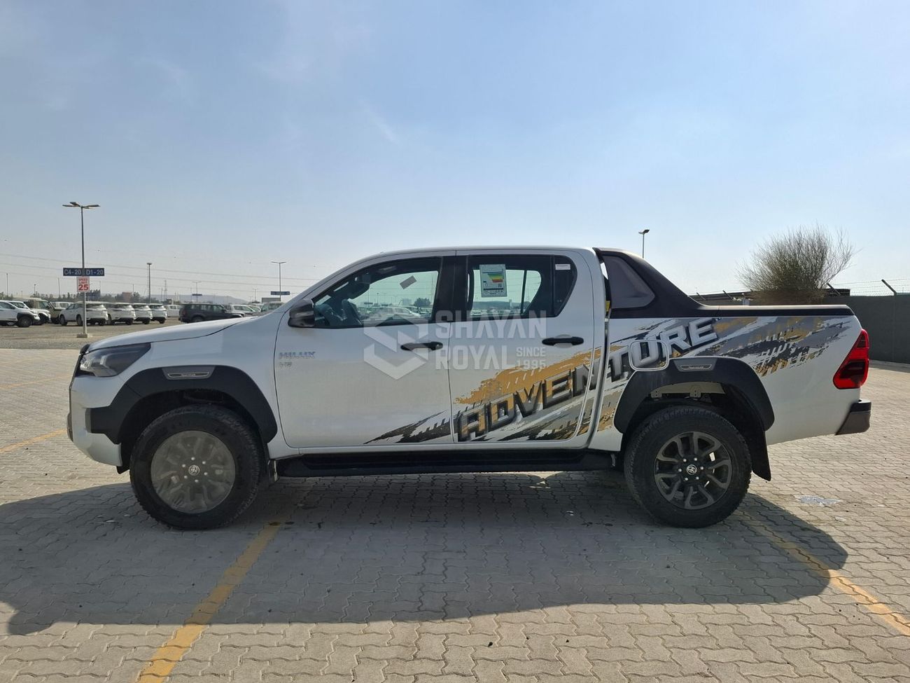 تويوتا هيلوكس ADVENTURE 4.0L V6 PETROL DC AT 4WD 2026MY