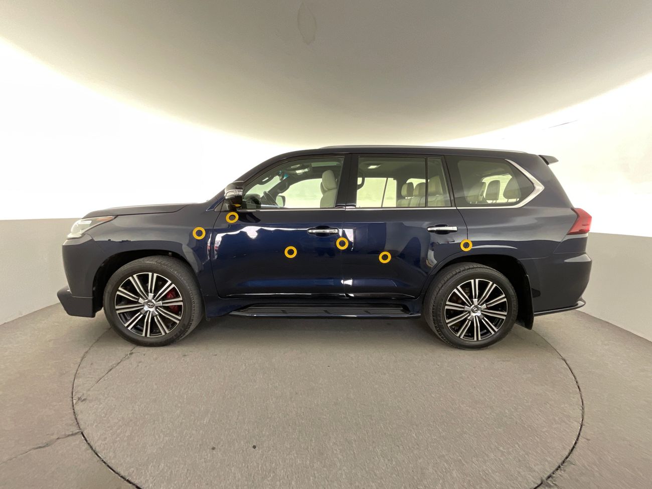 لكزس LX 570 Signature | National Day Celebration | شامل الضمان | 0 ﺪﻔﻋﺓ ﺃﻮﻟﻯ