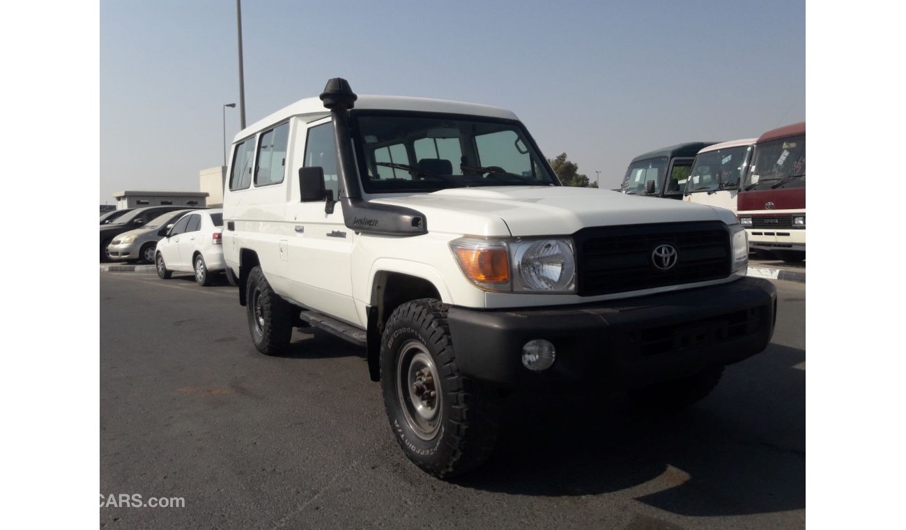 Toyota Land Cruiser TOYOTA LAND CRUISER RIGHT HAND DRIVE (PM1018)