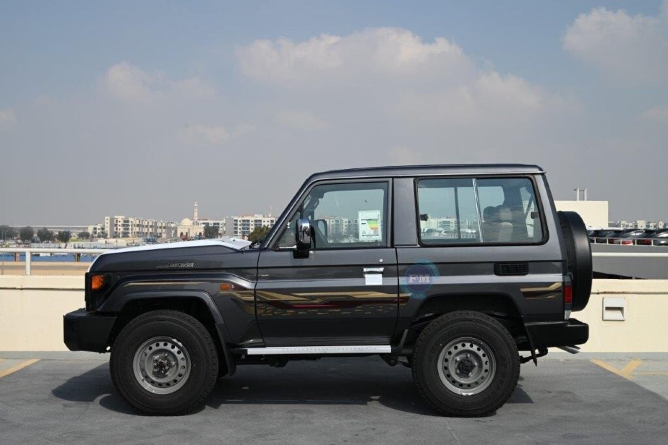 Toyota Land Cruiser 70 71 DLX 2.8L Diesel