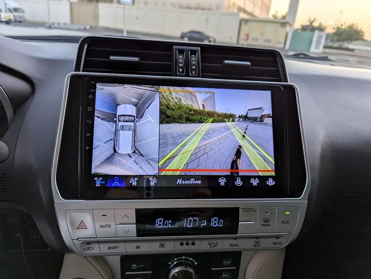 Toyota Prado TX-L Facelifted With Interior And Exterior TXL GCC Specs In excellent Condition