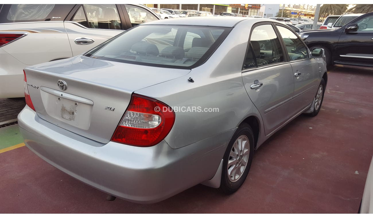 تويوتا كامري 2.4 XLi