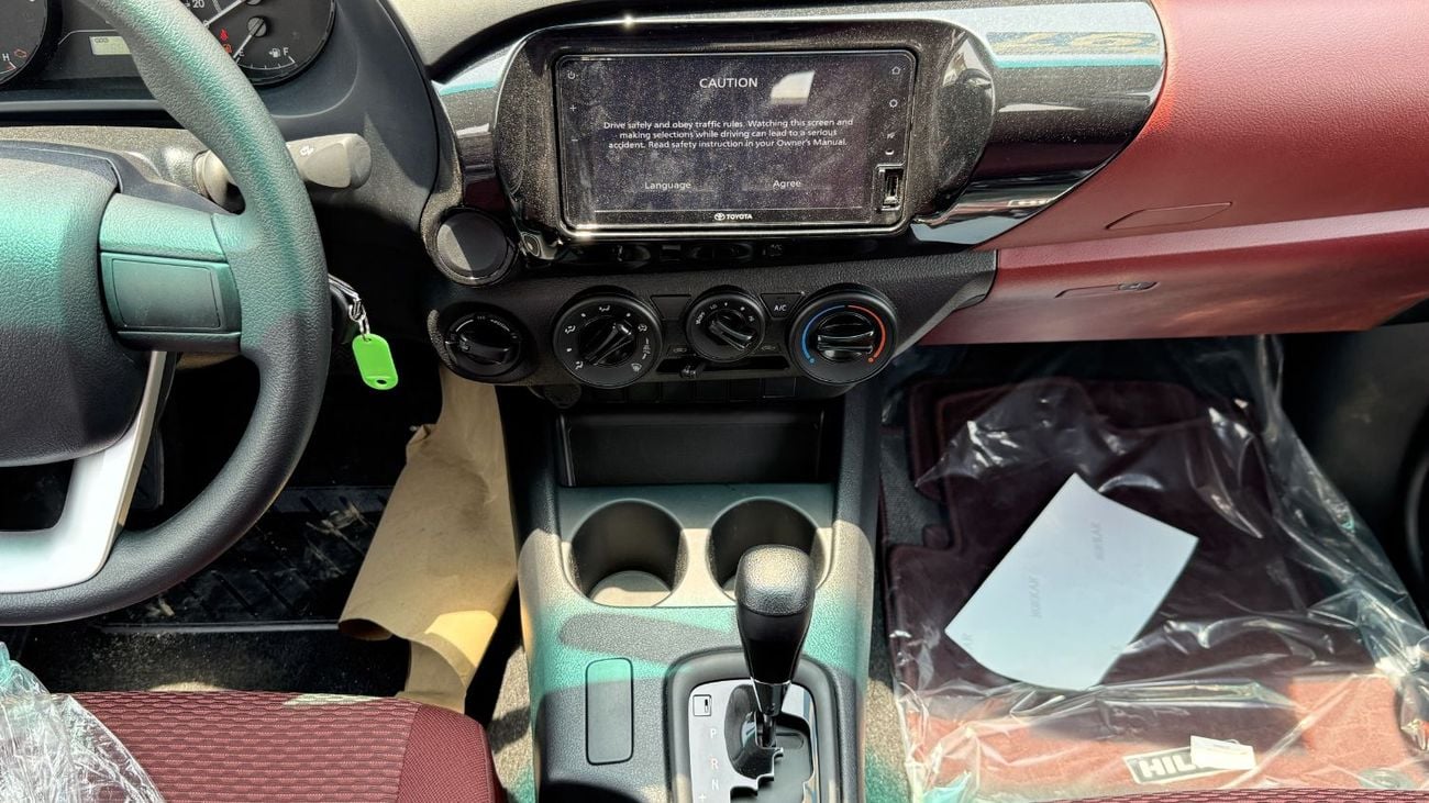 تويوتا هيلوكس Toyota Hilux 2.4L Diesel AT 2025YM