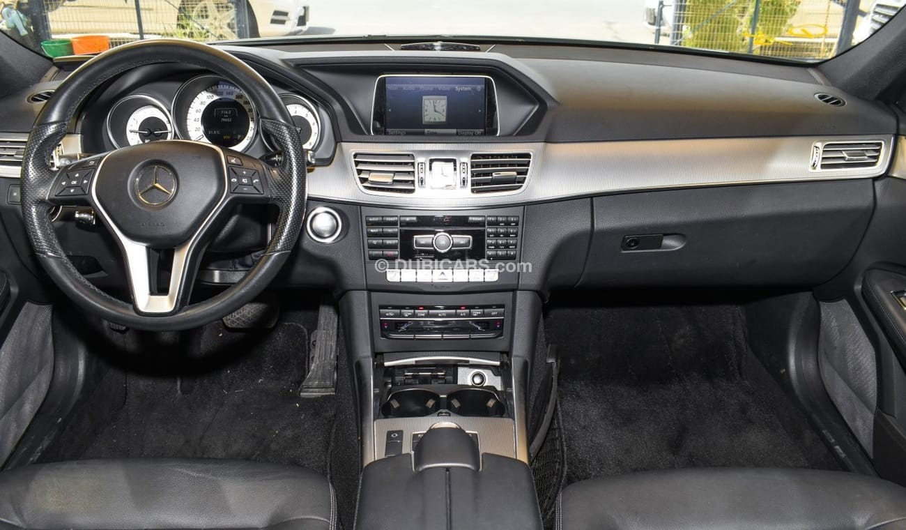 Mercedes-Benz E300 4MATIC