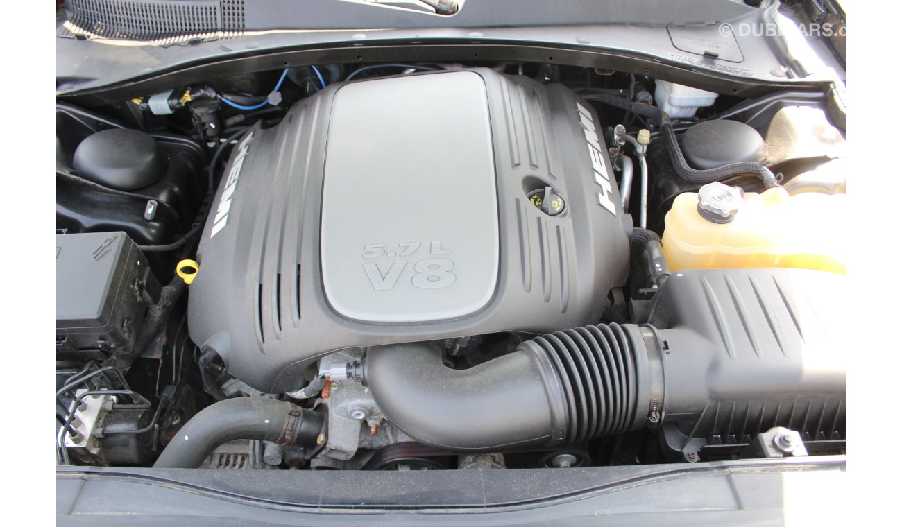 كرايسلر 300C 5.7 V8  2014  108870KM