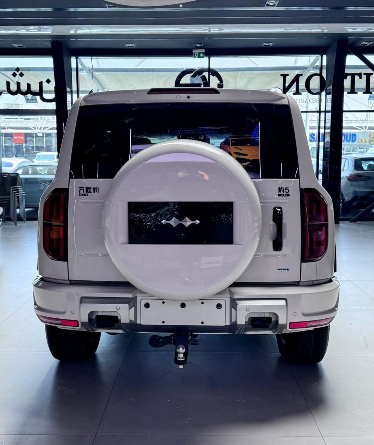بي واي دي ليوبارد 5 Leopard 5 2025 white color
