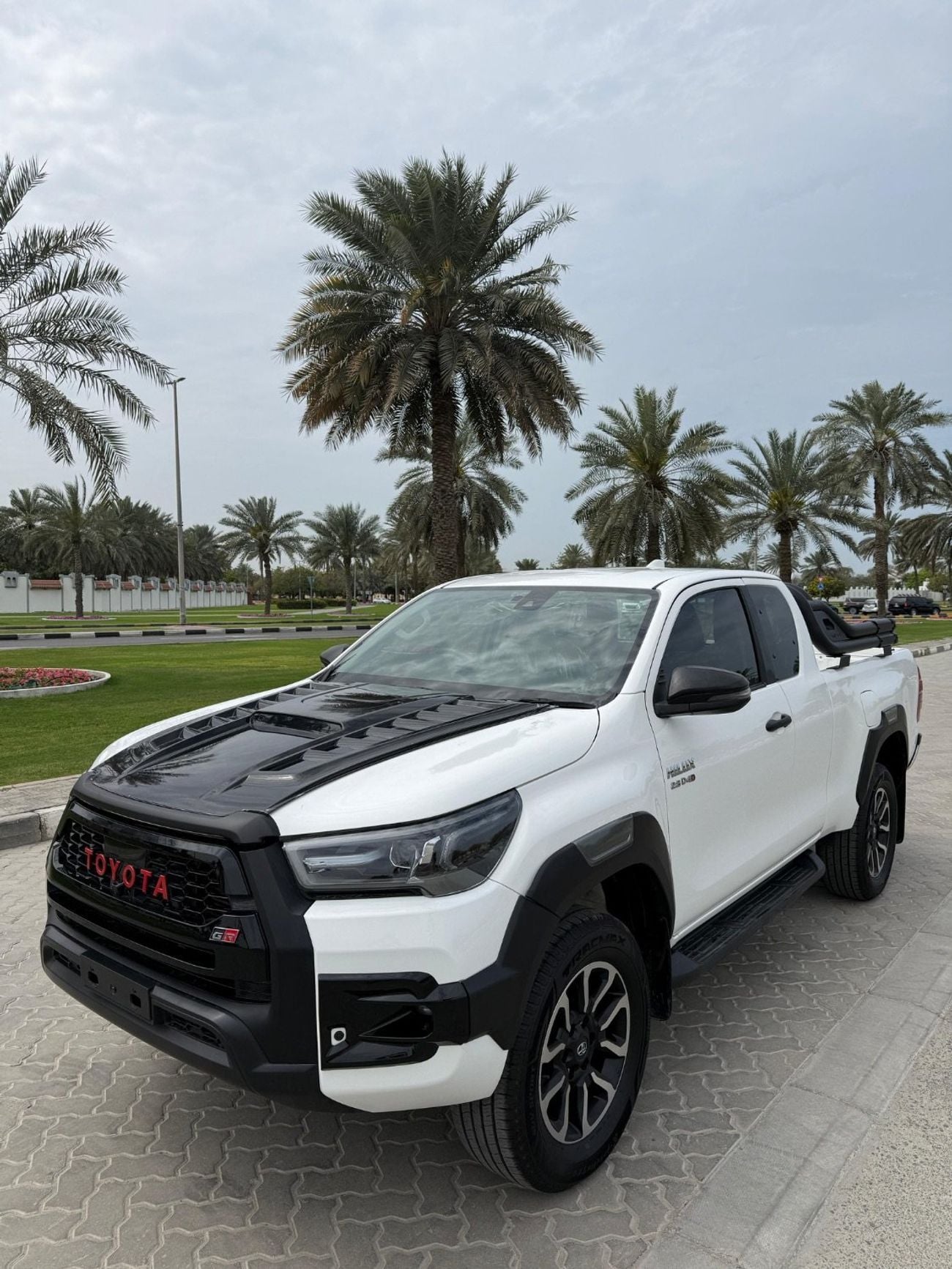 Toyota Hilux GR SPORT
