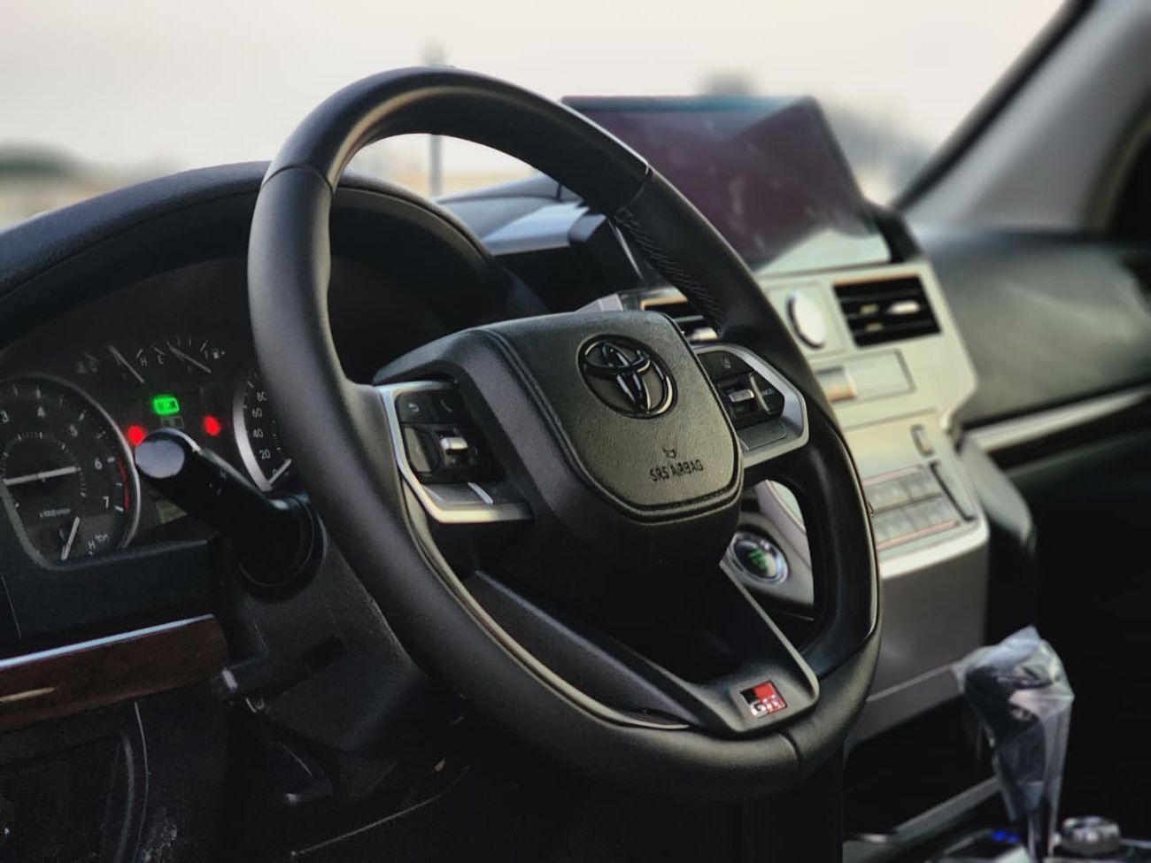 Toyota Land Cruiser GXR V6 UPGRADE 2024