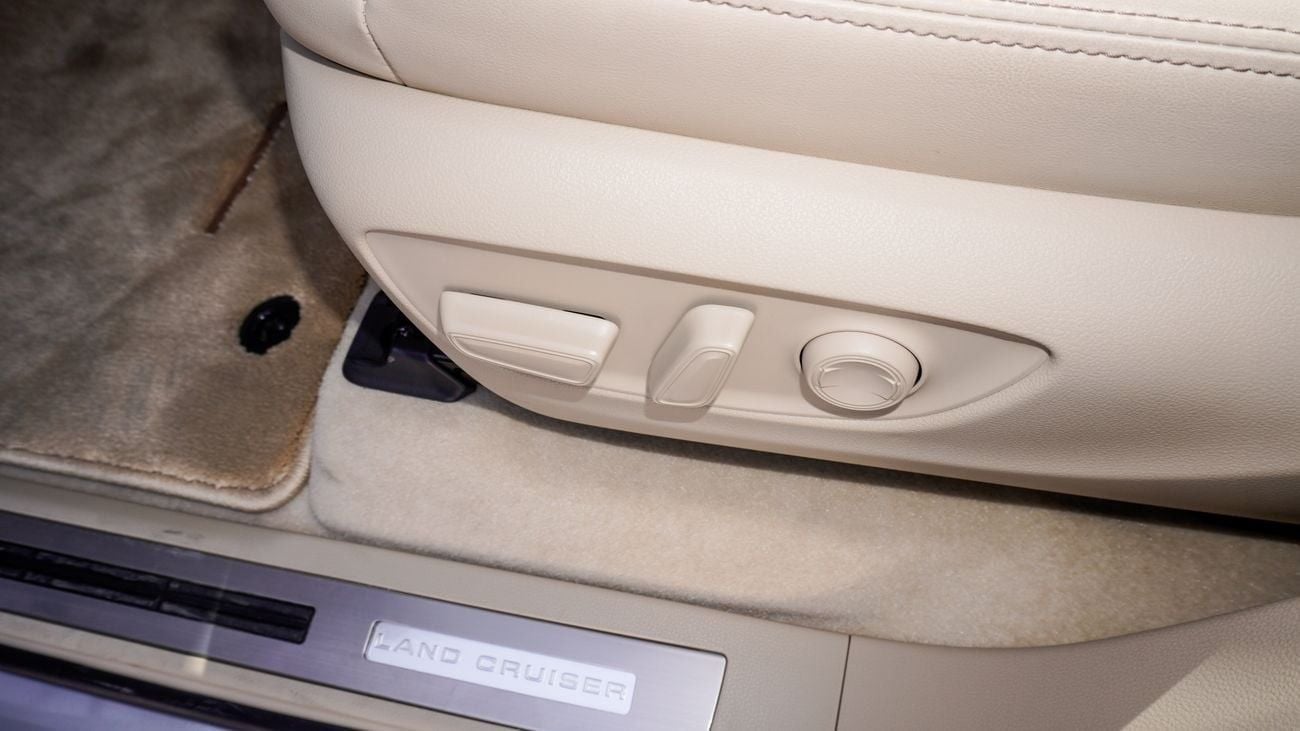 Toyota Land Cruiser GXR 4.0 L V6