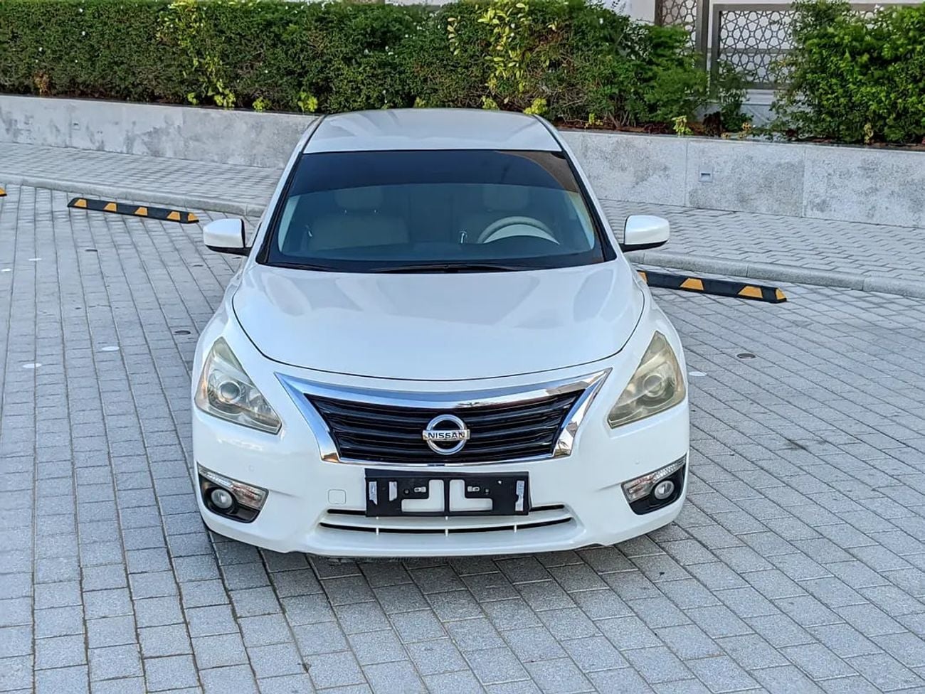 نيسان ألتيما GCC SV mid option Accident free excellent condition