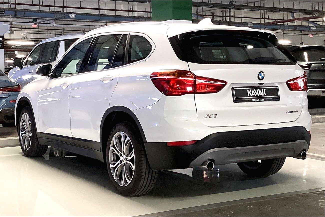 بي أم دبليو X1 sDrive 20i Sport Line | شامل الضمان | 0 ﺪﻔﻋﺓ ﺃﻮﻟﻯ