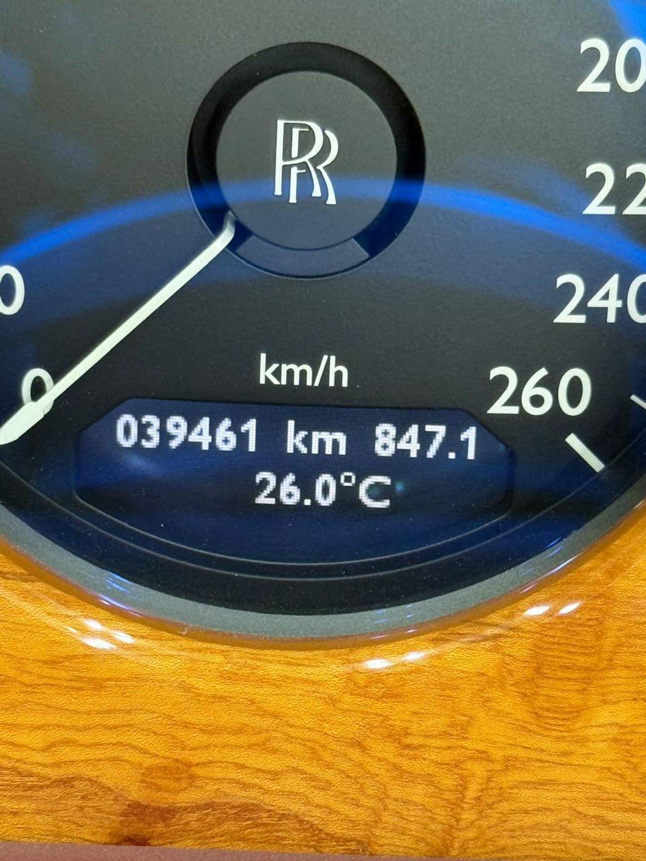 Rolls-Royce Phantom Drophead Coupé | GCC Specs | Iconic Luxury Convertible