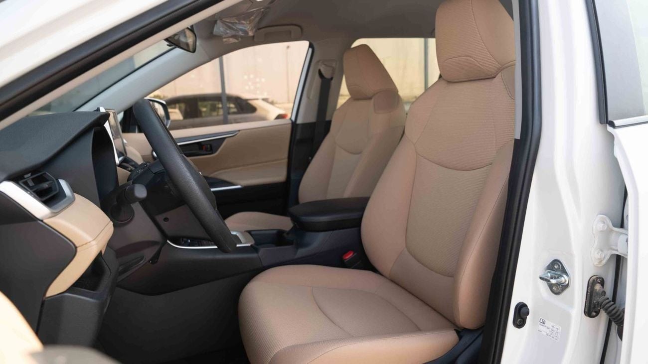 تويوتا راف ٤ 2025 Toyota RAV4 E 4X2 2.5 - Platinum White Pearl Inside Brown | Export Only