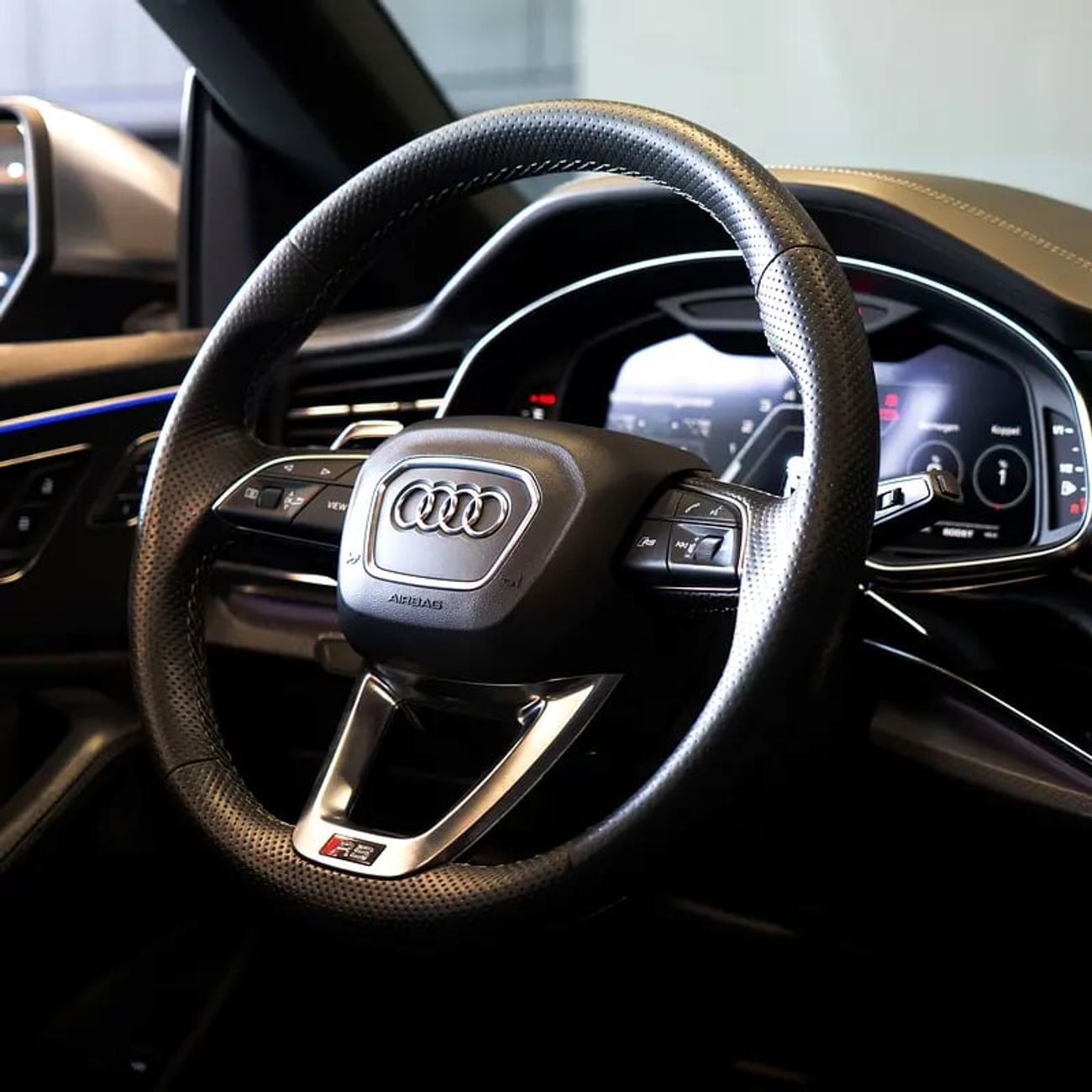 Audi RS Q8 5,557 pm • 0% Downpayment • RSQ8 • 1 Year Warranty