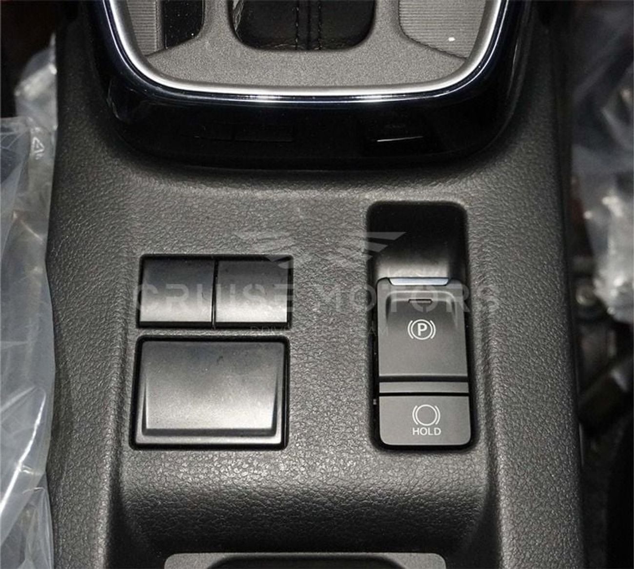 تويوتا أوربان كروزر Urban Cruiser GLX . 1.5 . Automatic . Petrol . SUV/Crossover . Front Wheel Drive . 5 Seats . 5 Doors