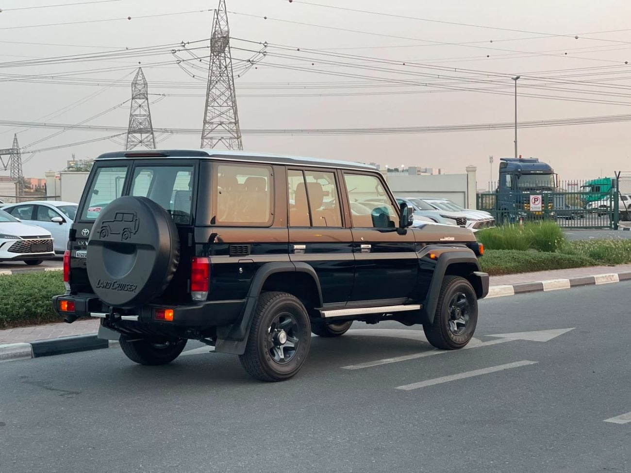 Toyota Land Cruiser 70 HT VXR