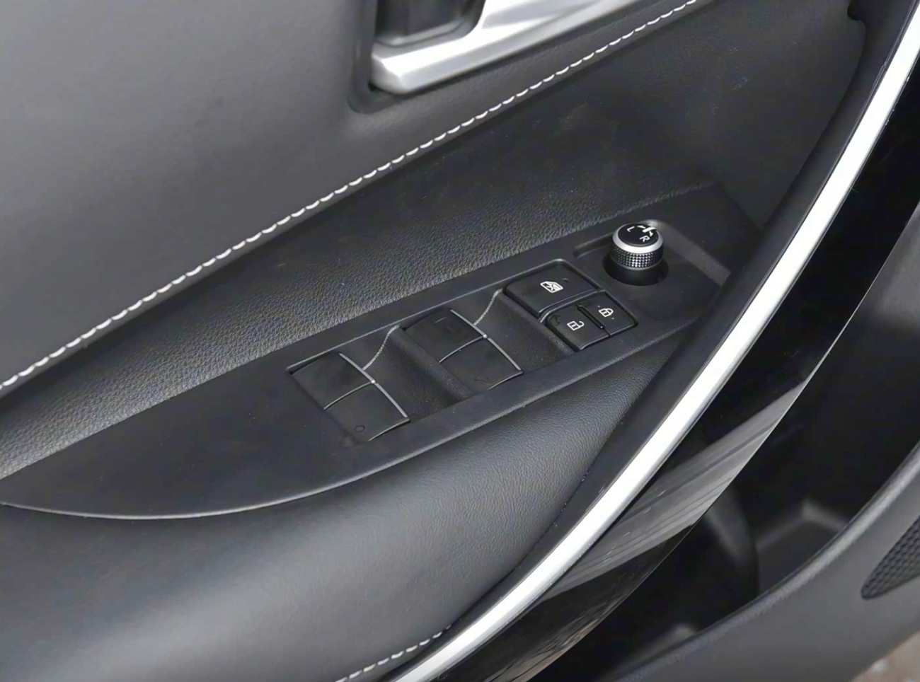 Toyota Corolla 1.8L Intelligent Hybrid Dual Engine Elite Edition