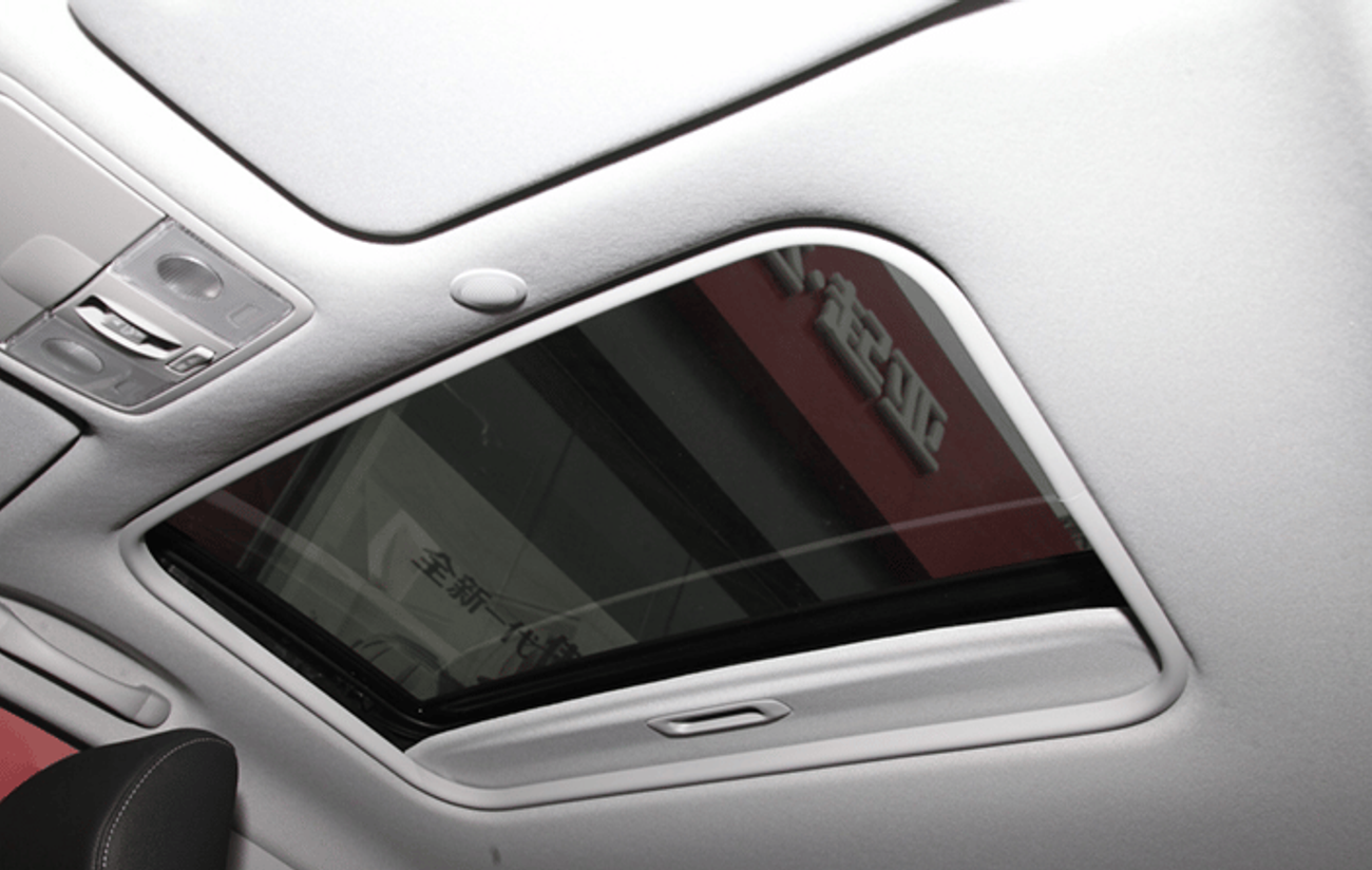 Kia KX1 KIA KX1 1.4L LUXURY