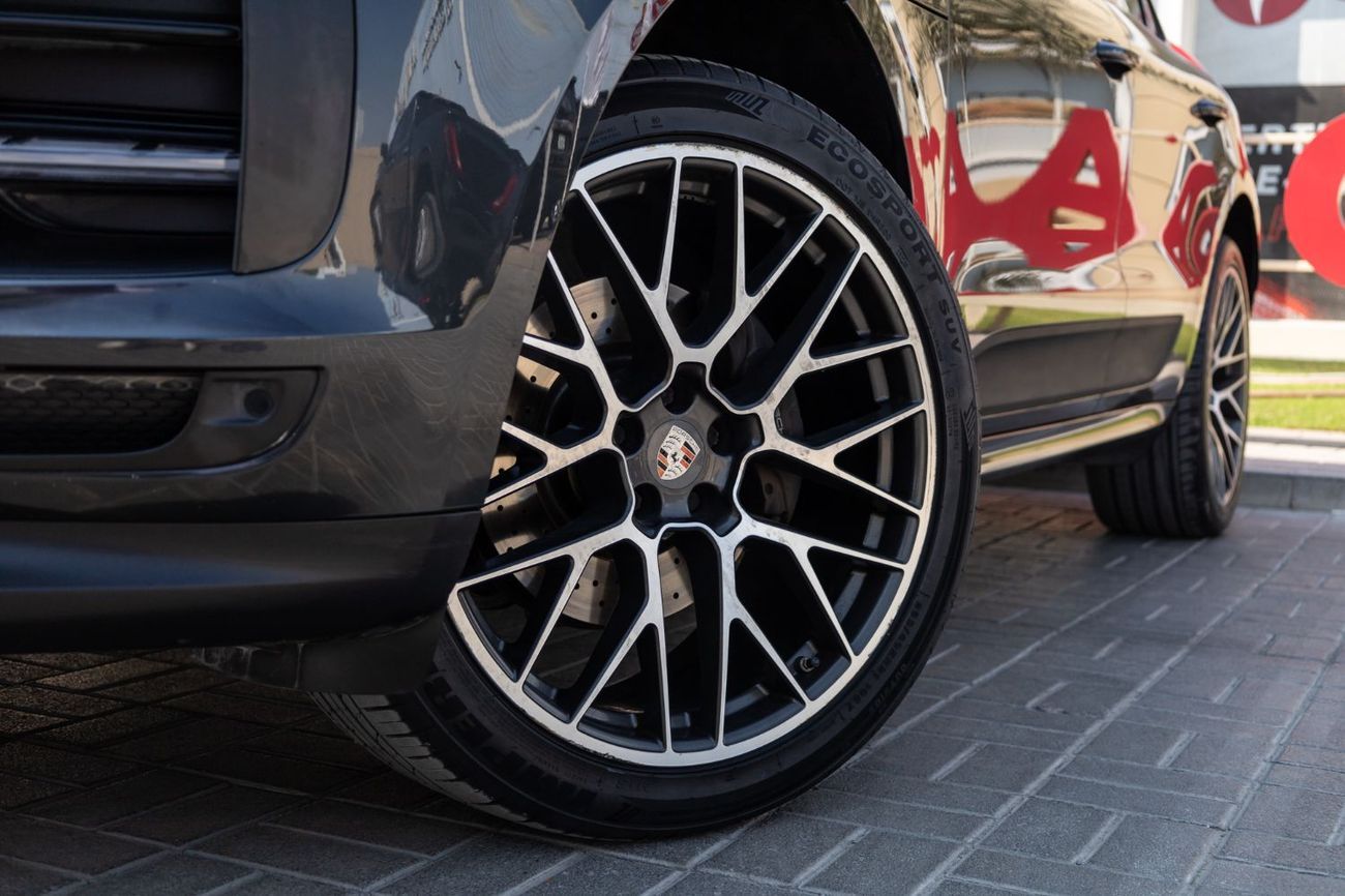 بورش ماكان Std 2.0L (252 HP)