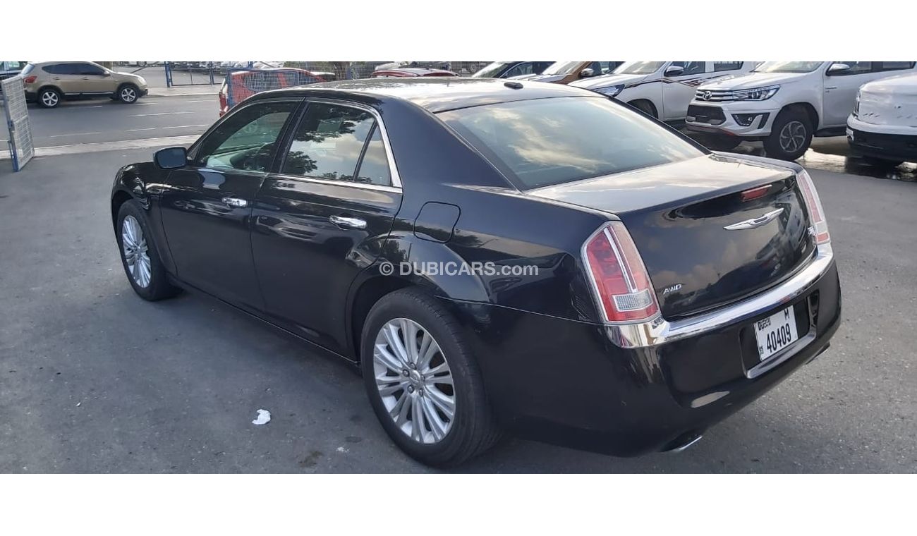 Chrysler 300C CHRYSLER 300C 5.7 V8  2014  119309KM NO ACCIDENT CANADIAN SPECS