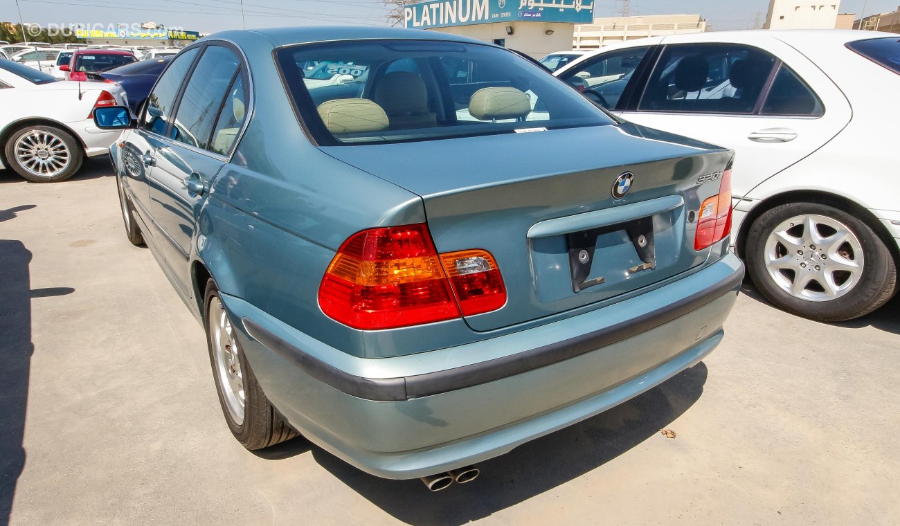 BMW 320i i